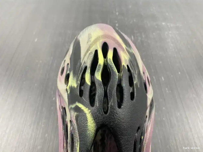 hype MX Foam Carbon Adidas Yeezy IG9562 RNR 0530